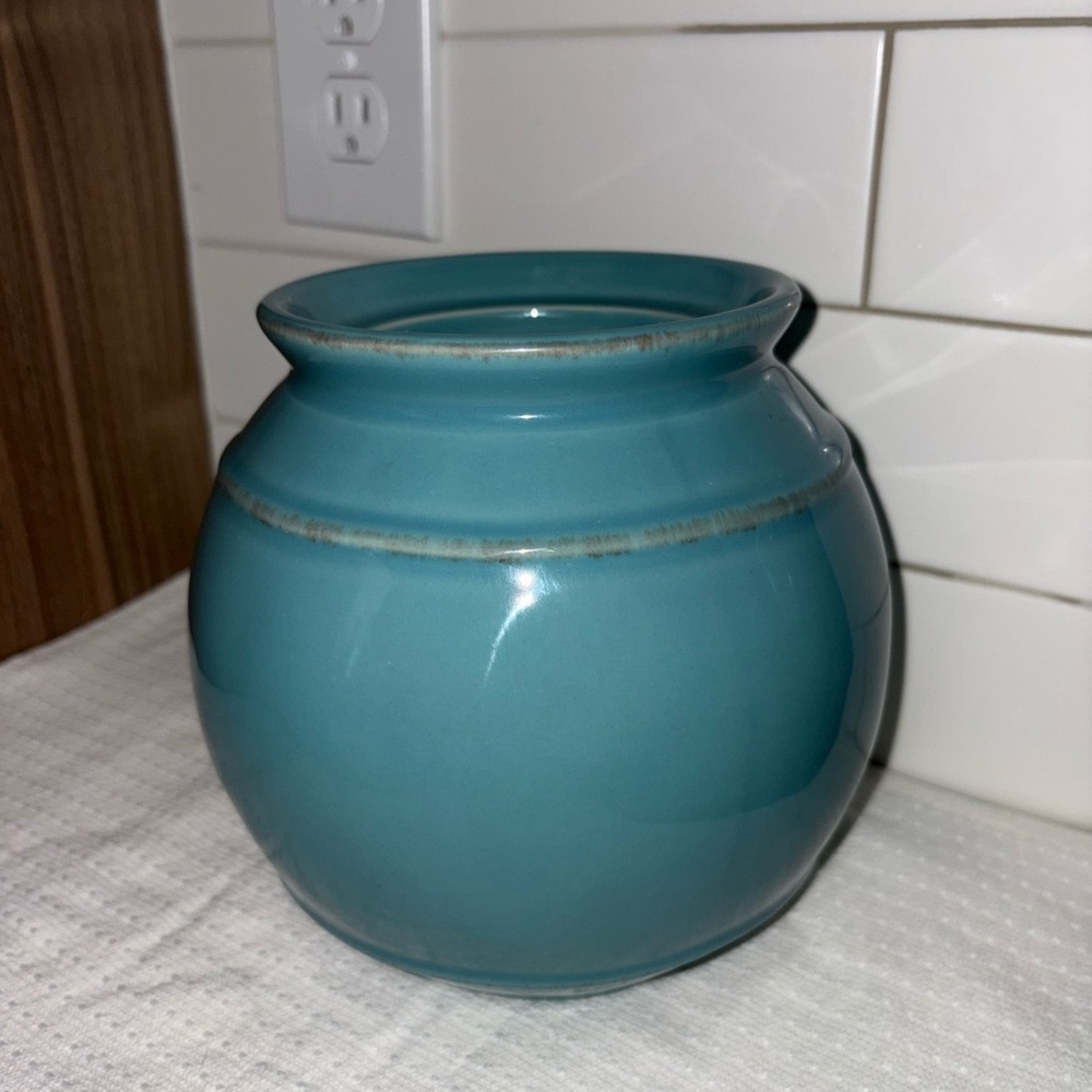 Pottery Barn Teal Ceramic Vase/Utensil Holder🩵